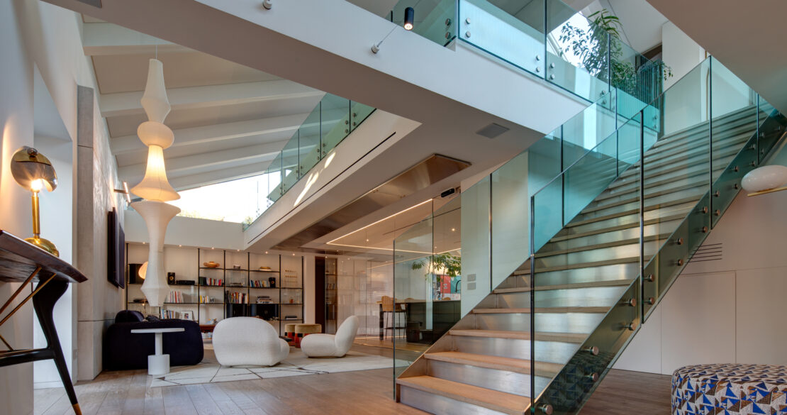 Lighting as Architecture: Sculpting Space with Photons
